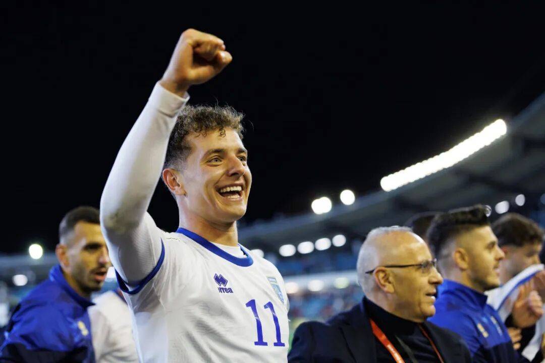 莱万接班人？巴萨相中德甲1米91神锋 开赛7场独造7球